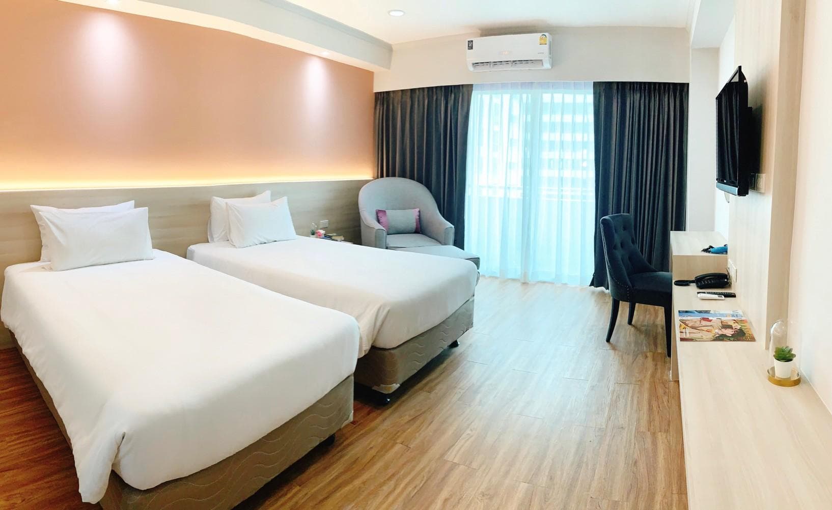 Miloft Sathorn hotel photo 2