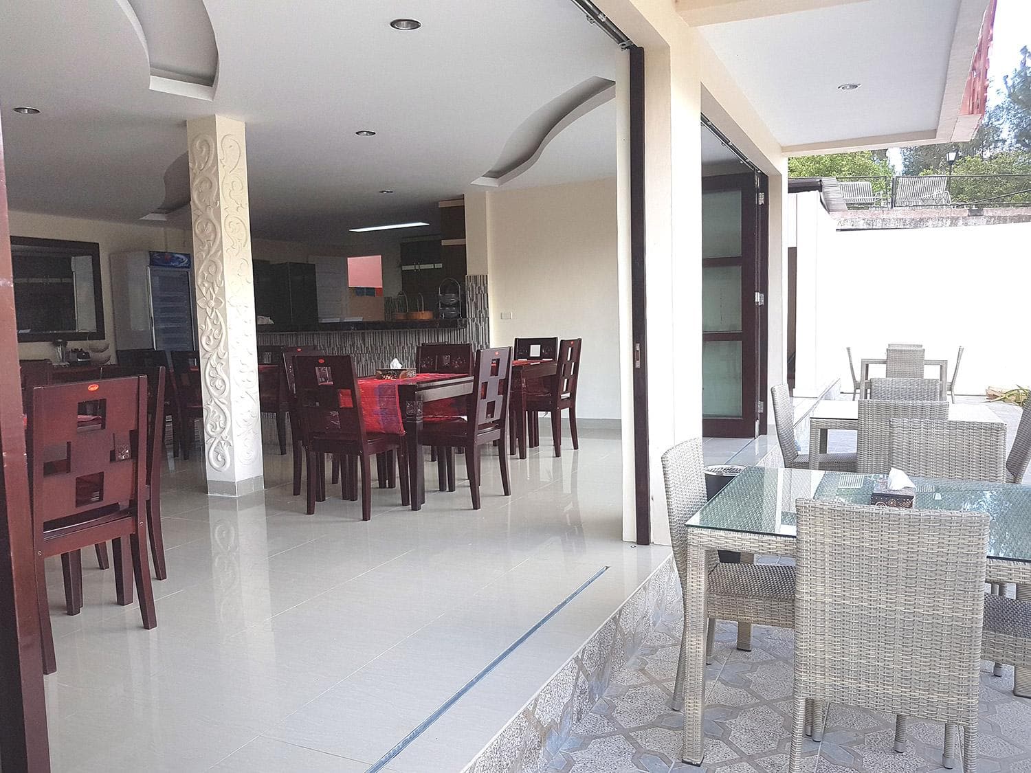Zoe's Paradise Waterfront Hotel photo 3