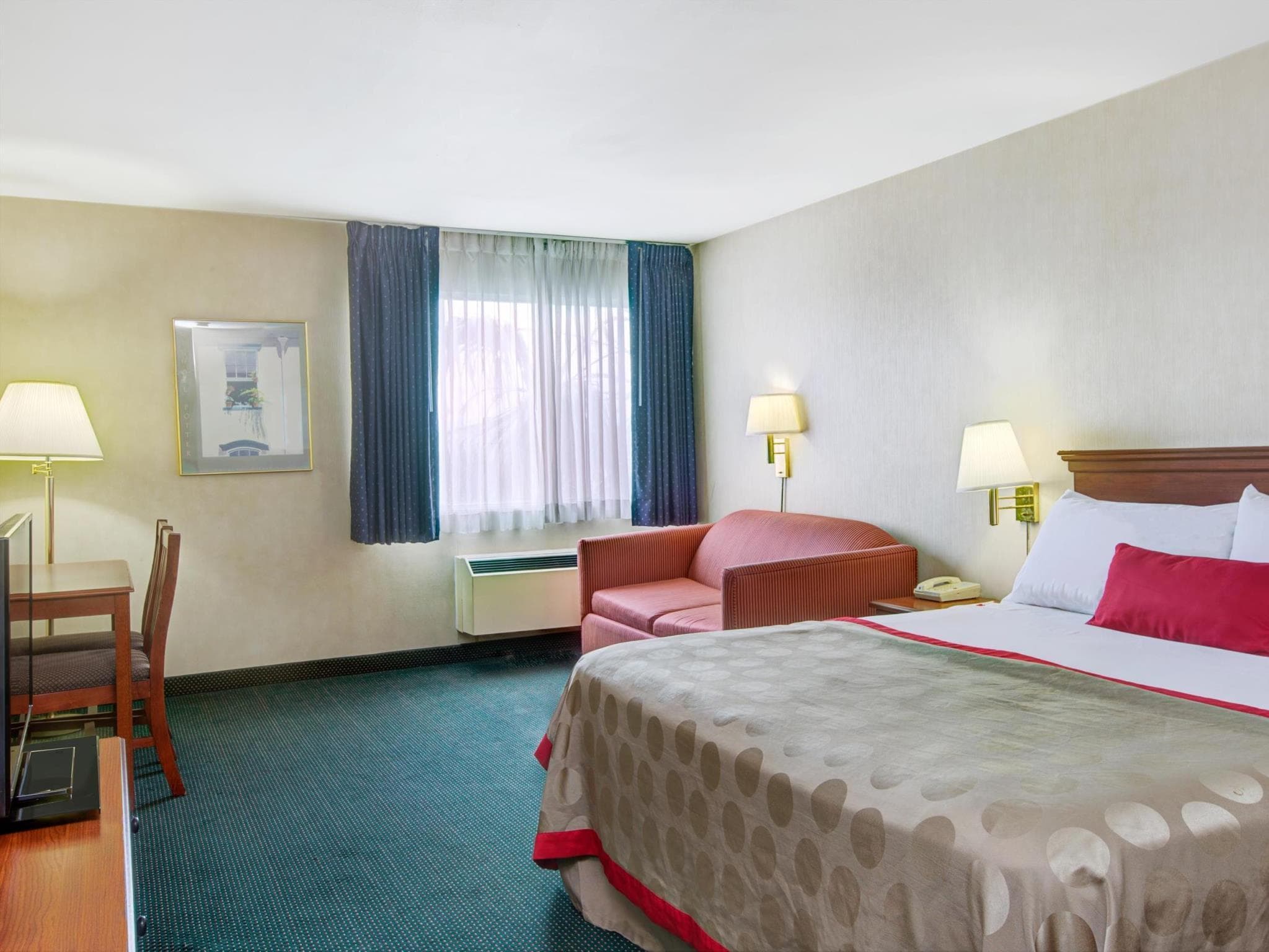 Ramada by Wyndham Hawthorne/LAX photo 2
