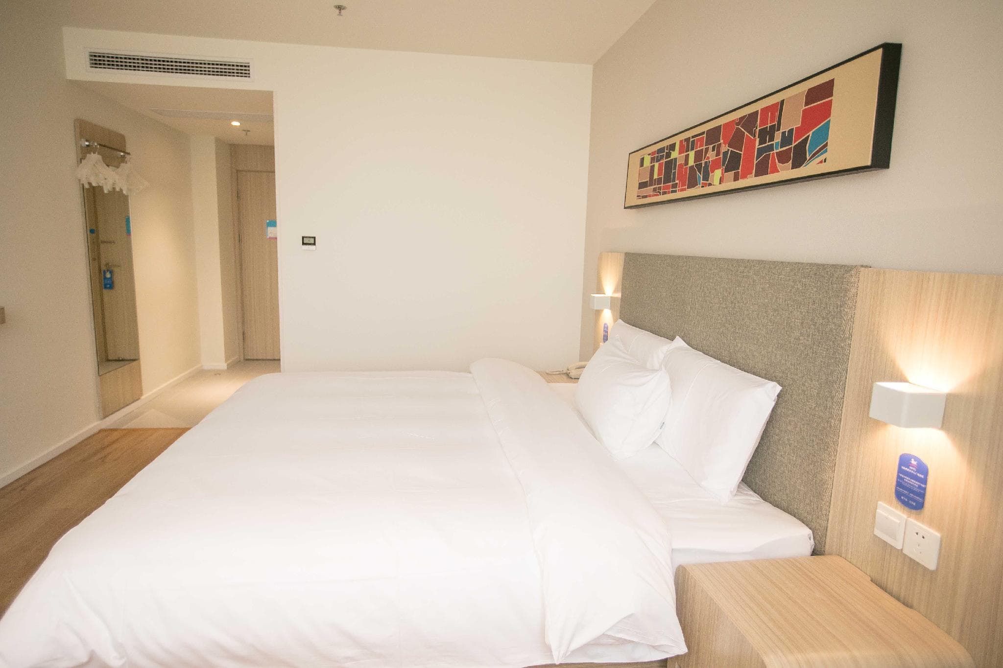 Hanting Hotel Puyang City Center Plaza photo 4