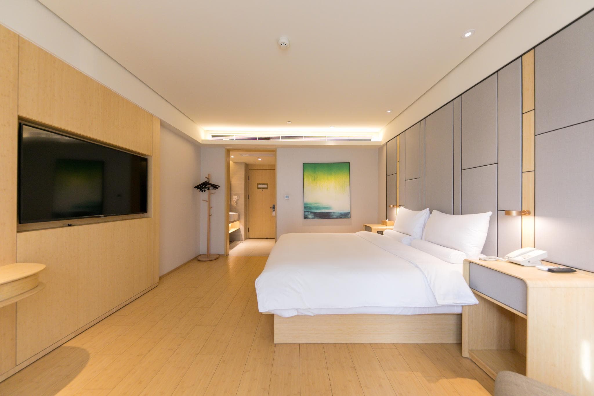 Ji Hotel Xian Xinjiamiao Metro Station photo 4