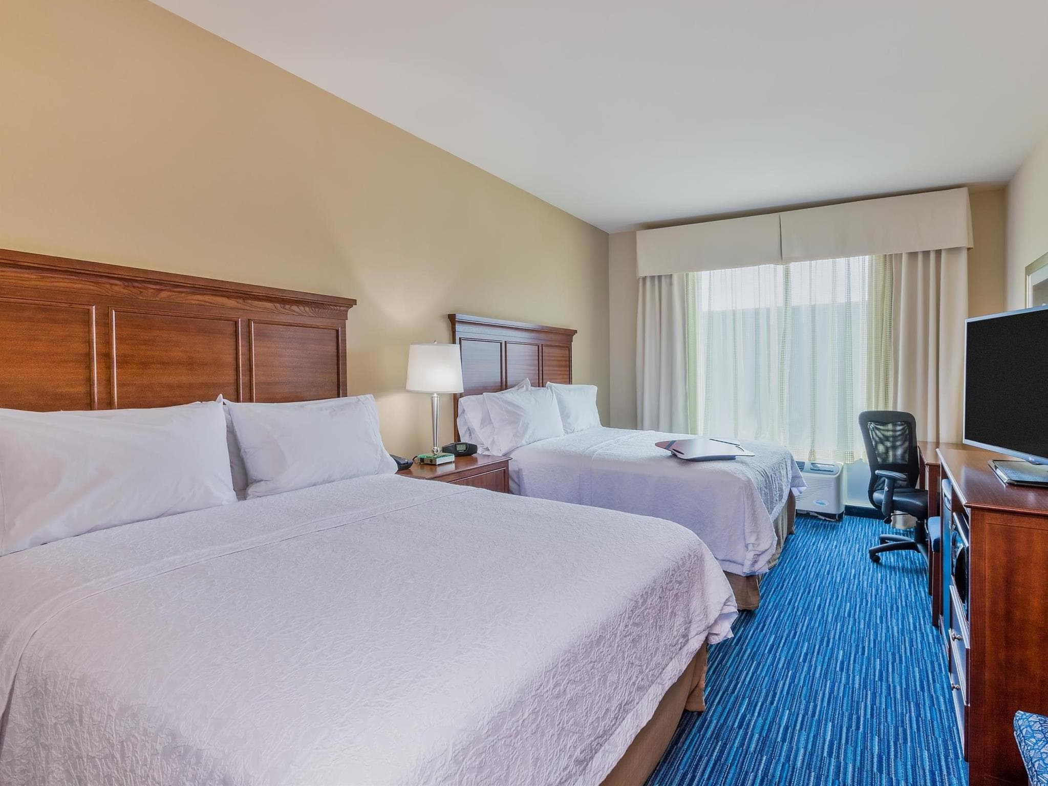 Hampton Inn & Suites Downtown Owensboro/Waterfront photo 4