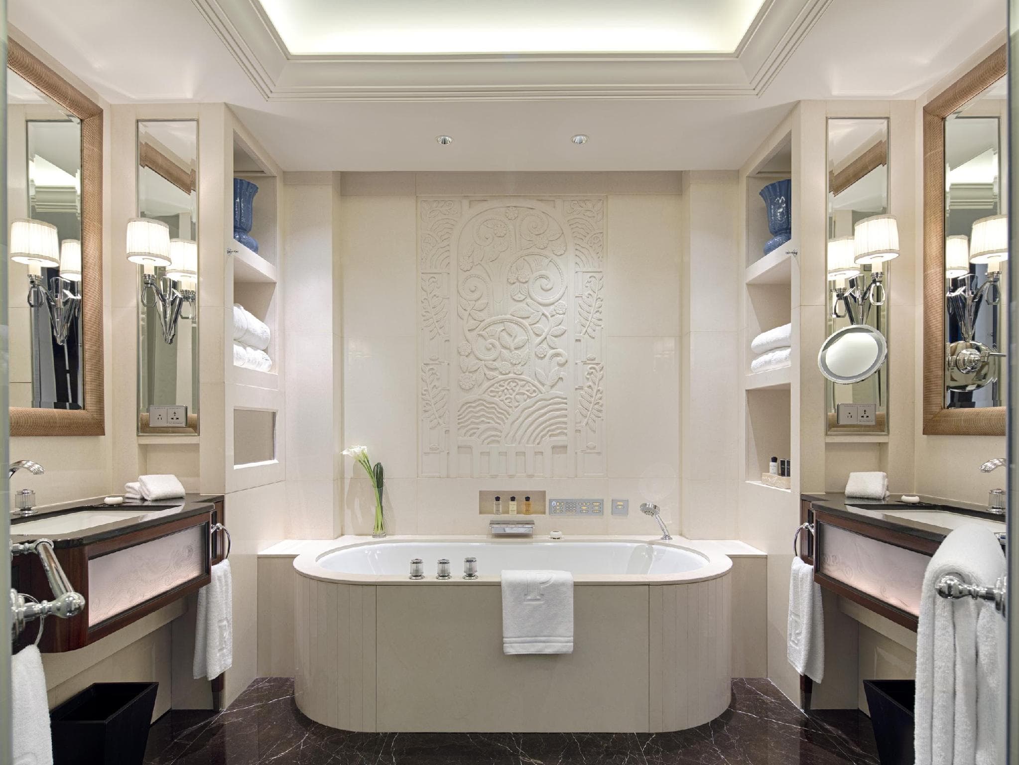 The Peninsula Shanghai photo 4