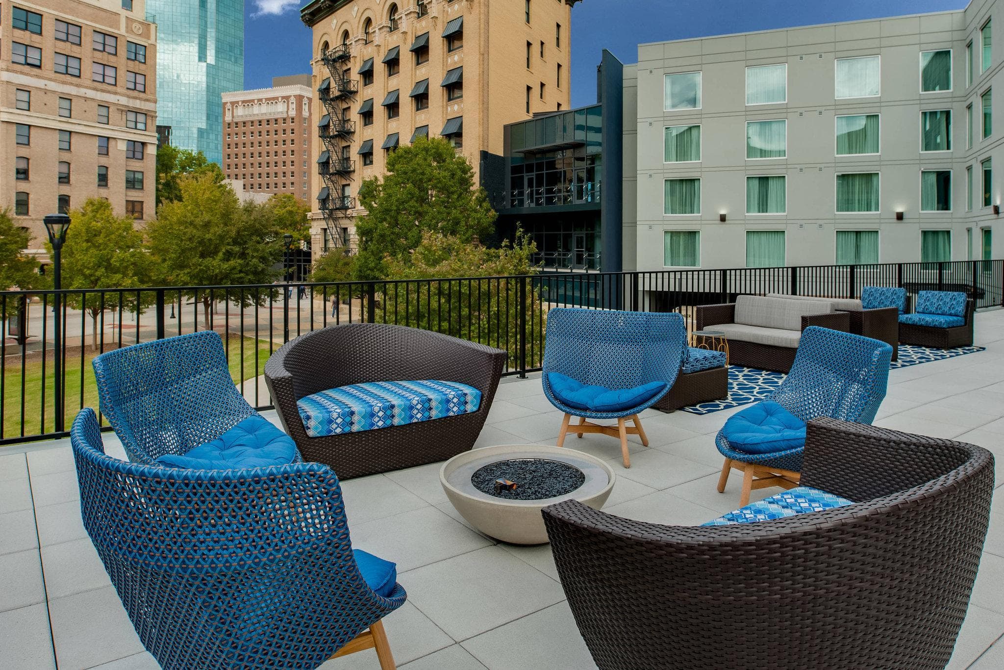 Fairfield by Marriott Inn & Suites Fort Worth Downtown/Convention Center