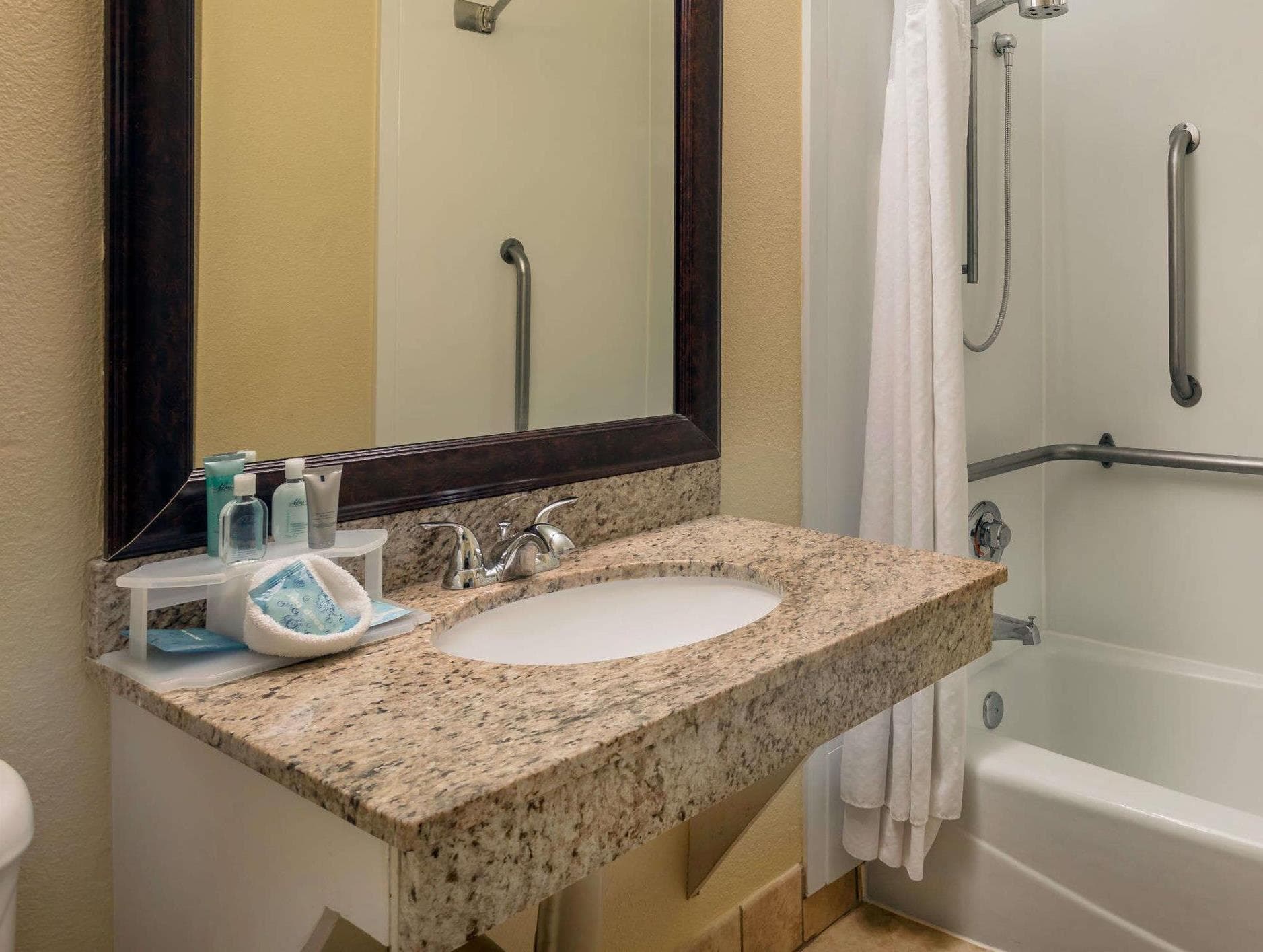 Wyndham Garden Summerville photo 3