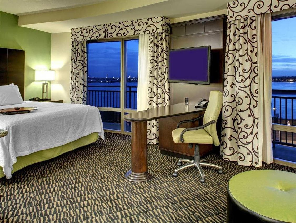 Hampton Inn & Suites Baton Rouge Downtown photo 3
