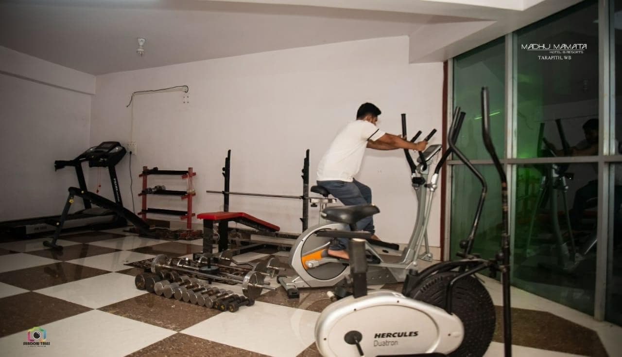 MADHU MAMATA HOTEL photo 5