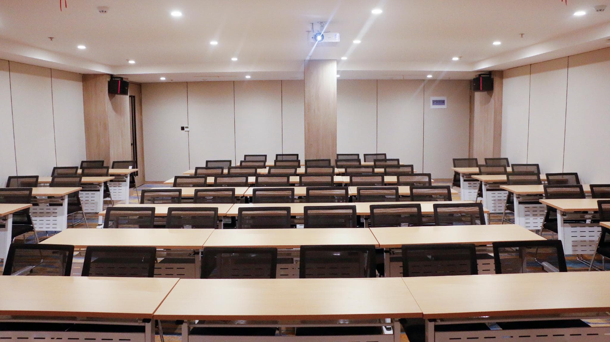 Starway Hotel Linyi Yinan Junyue Plaza photo 4