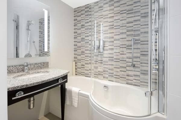 Hampton by Hilton London Stansted Airport photo 5