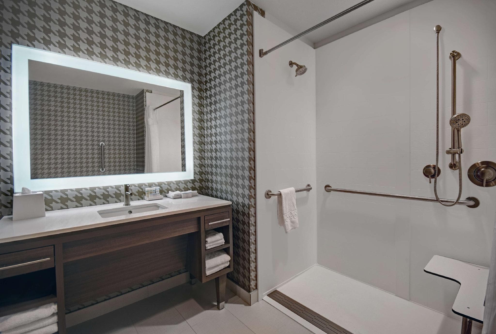 Home2 Suites by Hilton Raleigh North I-540 photo 2