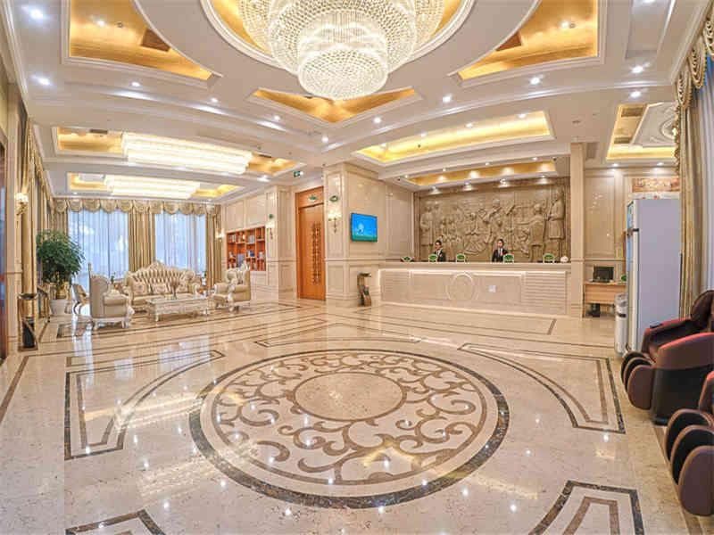 Vienna Hotel Suzhou Yangcheng Lake Fashion Stage photo 3