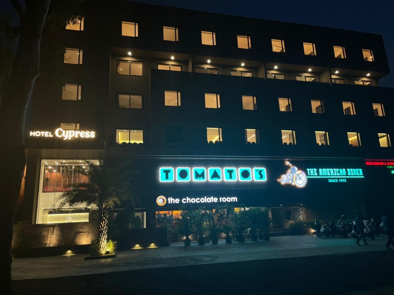 HOTEL CYPRESS photo 3
