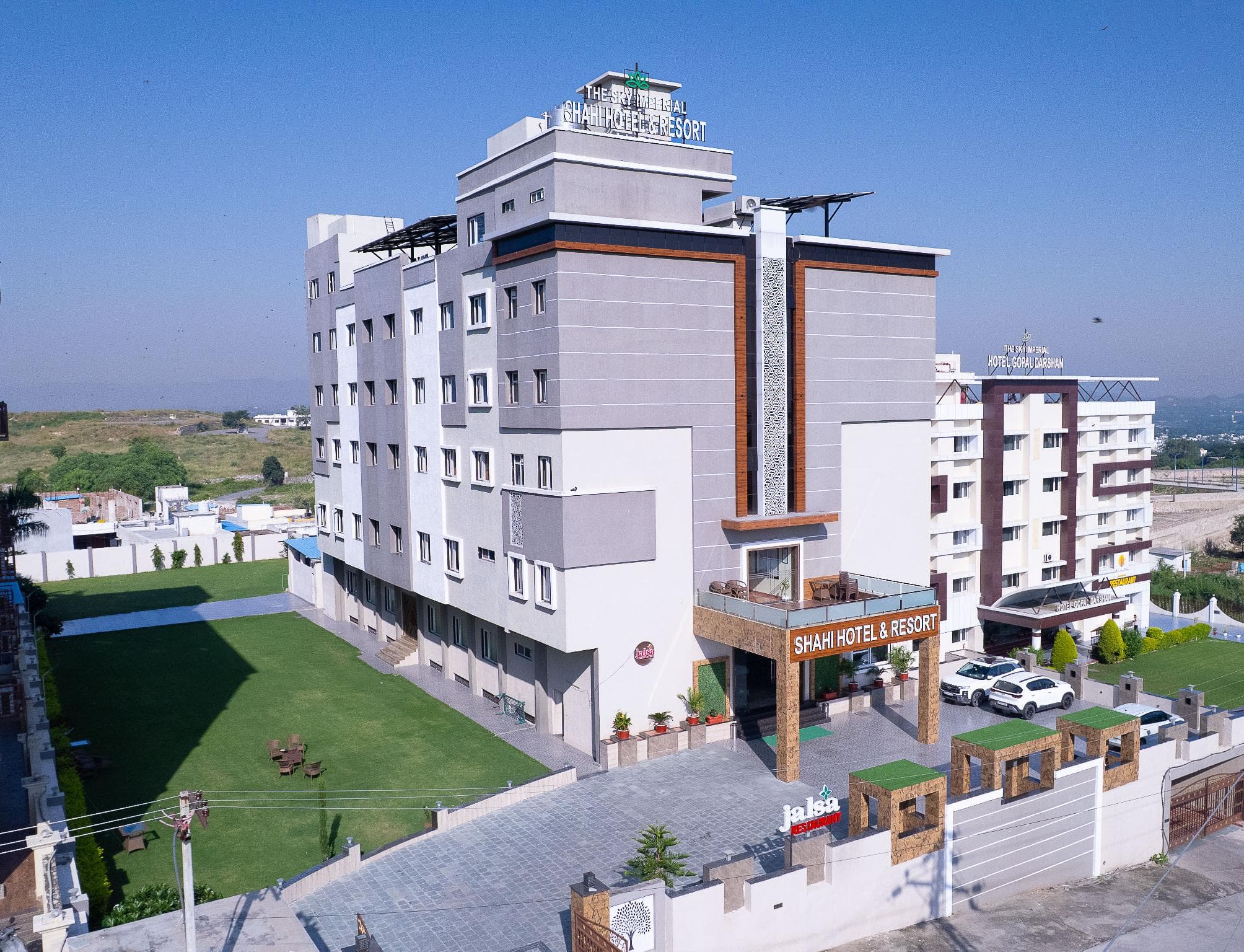 The Sky Imperial - Shahi Hotel & Resort