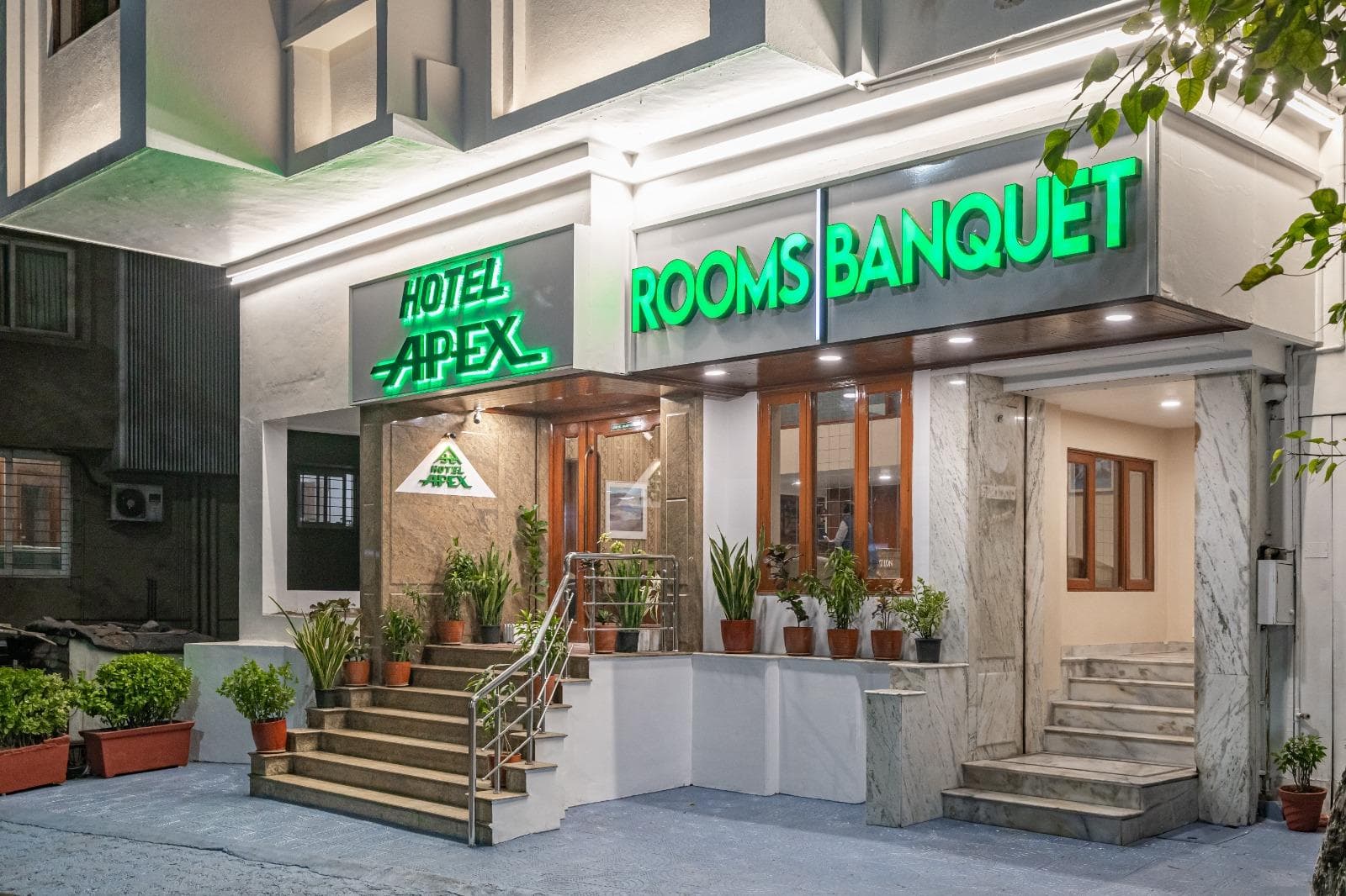 Hotel Apex Surat