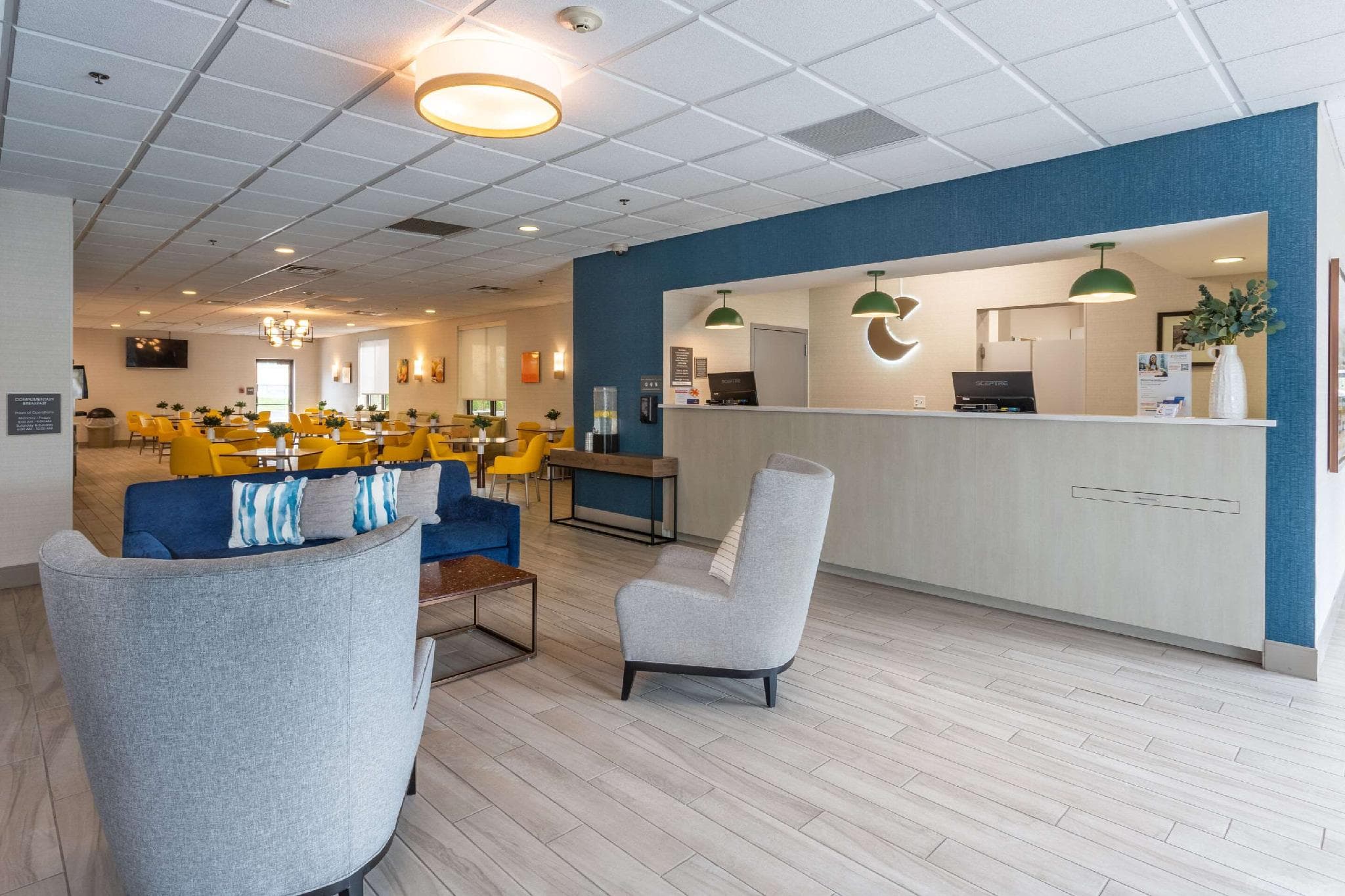 Comfort Inn & Suites Buffalo Airport photo 5