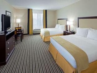 Holiday Inn Express and Suites Batavia By IHG photo 2