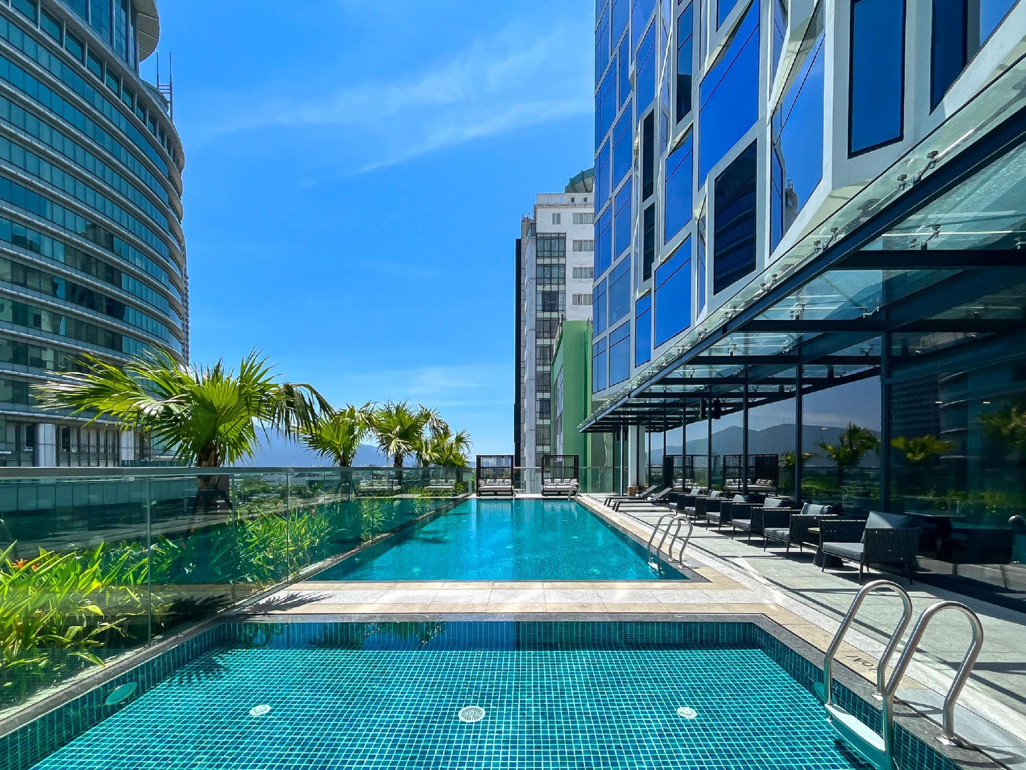 Crowne Plaza Danang City Centre By IHG photo 3