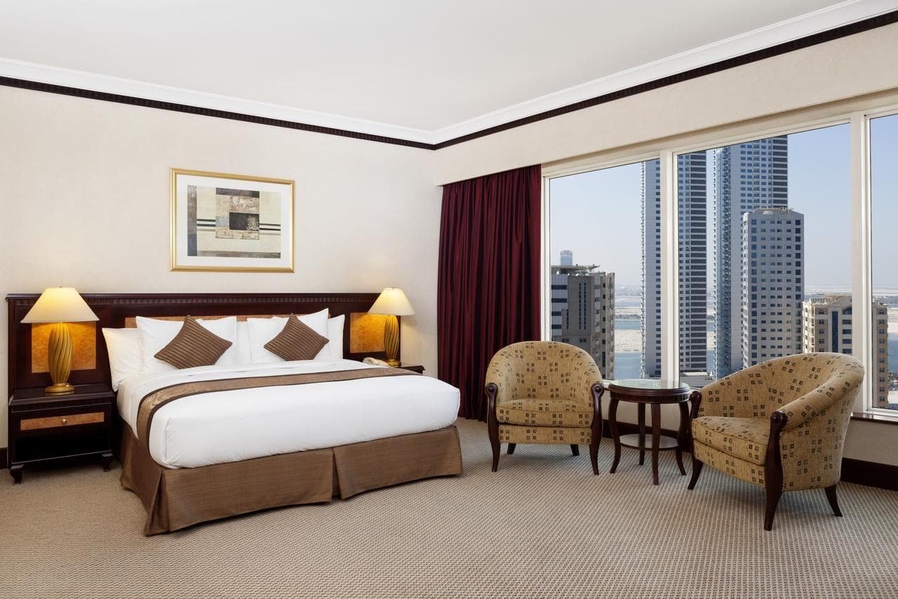 Corniche Hotel Sharjah photo 2