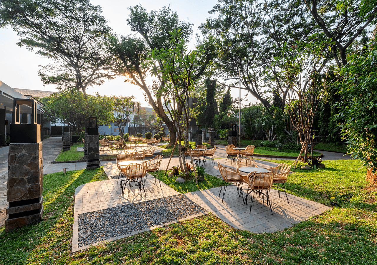 Oakwood Hotel & Apartments Taman Mini Jakarta photo 5