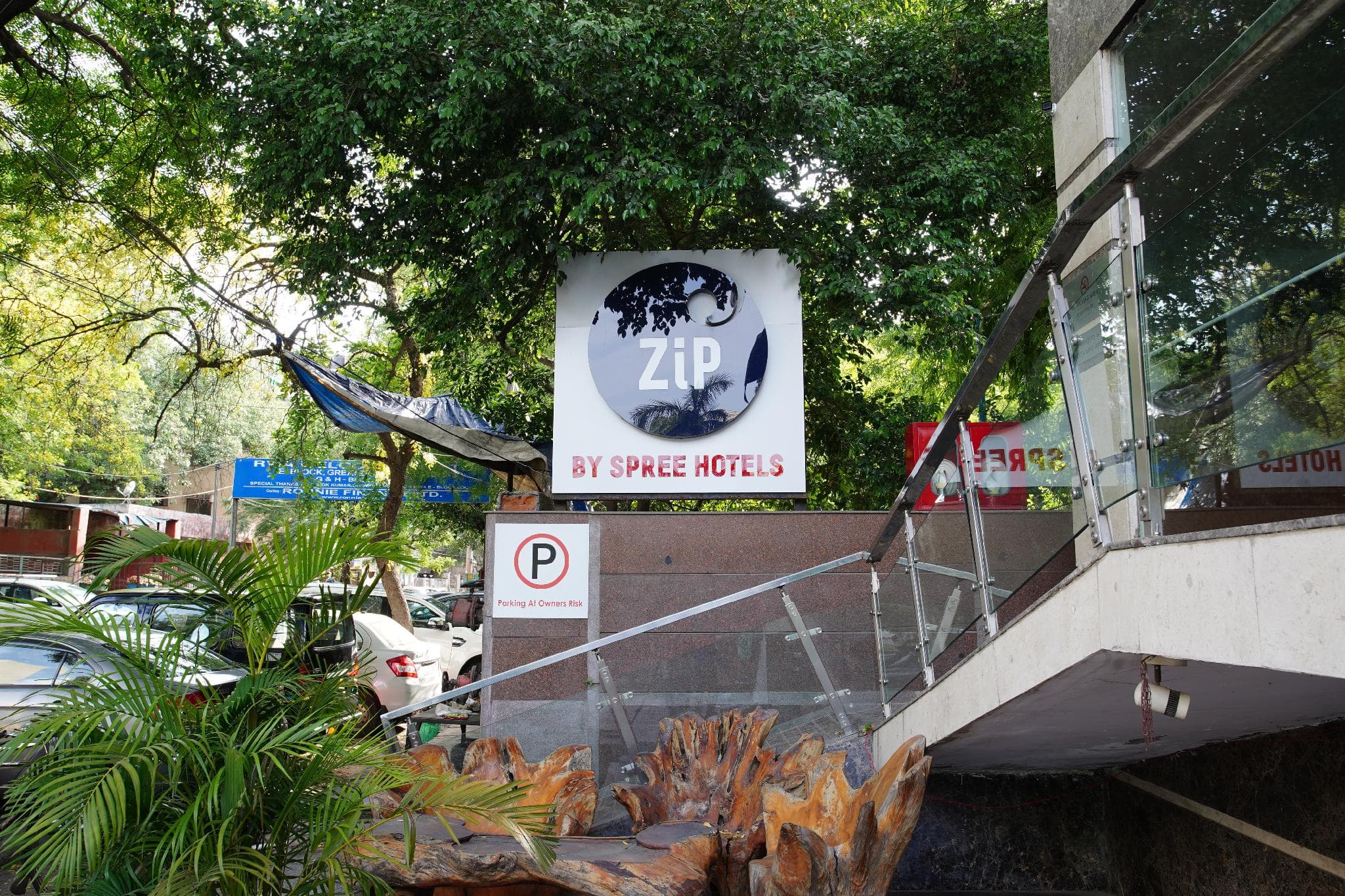 Zip By Spree Hotels Delhi Greater Kailash photo 3