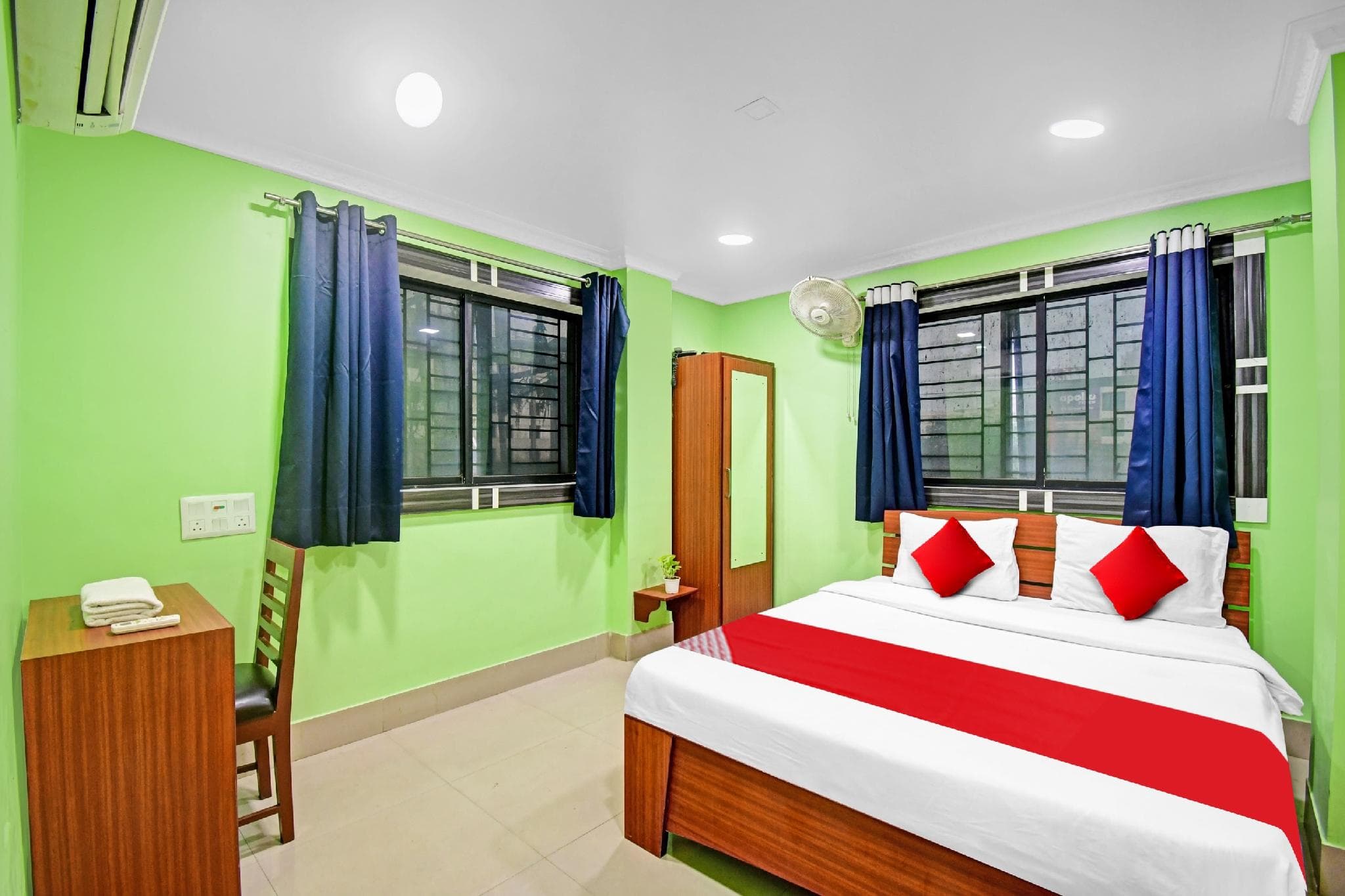 Hotel O by OYO Tower Shanavi Inn photo 2