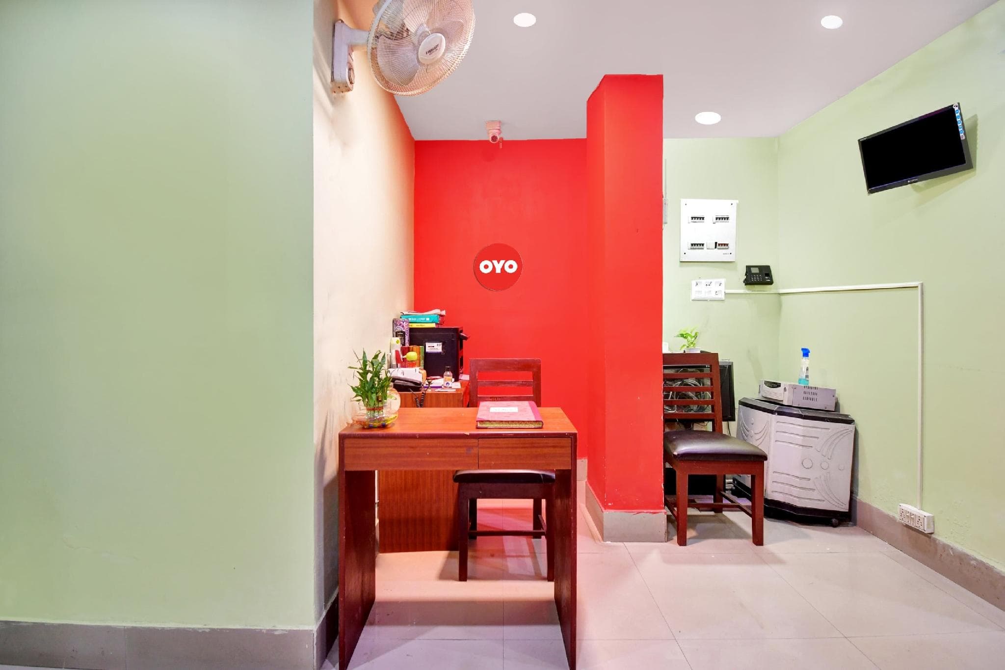 Hotel O by OYO Tower Shanavi Inn photo 5