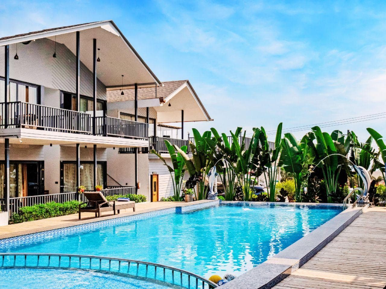Dallas Beach Resort