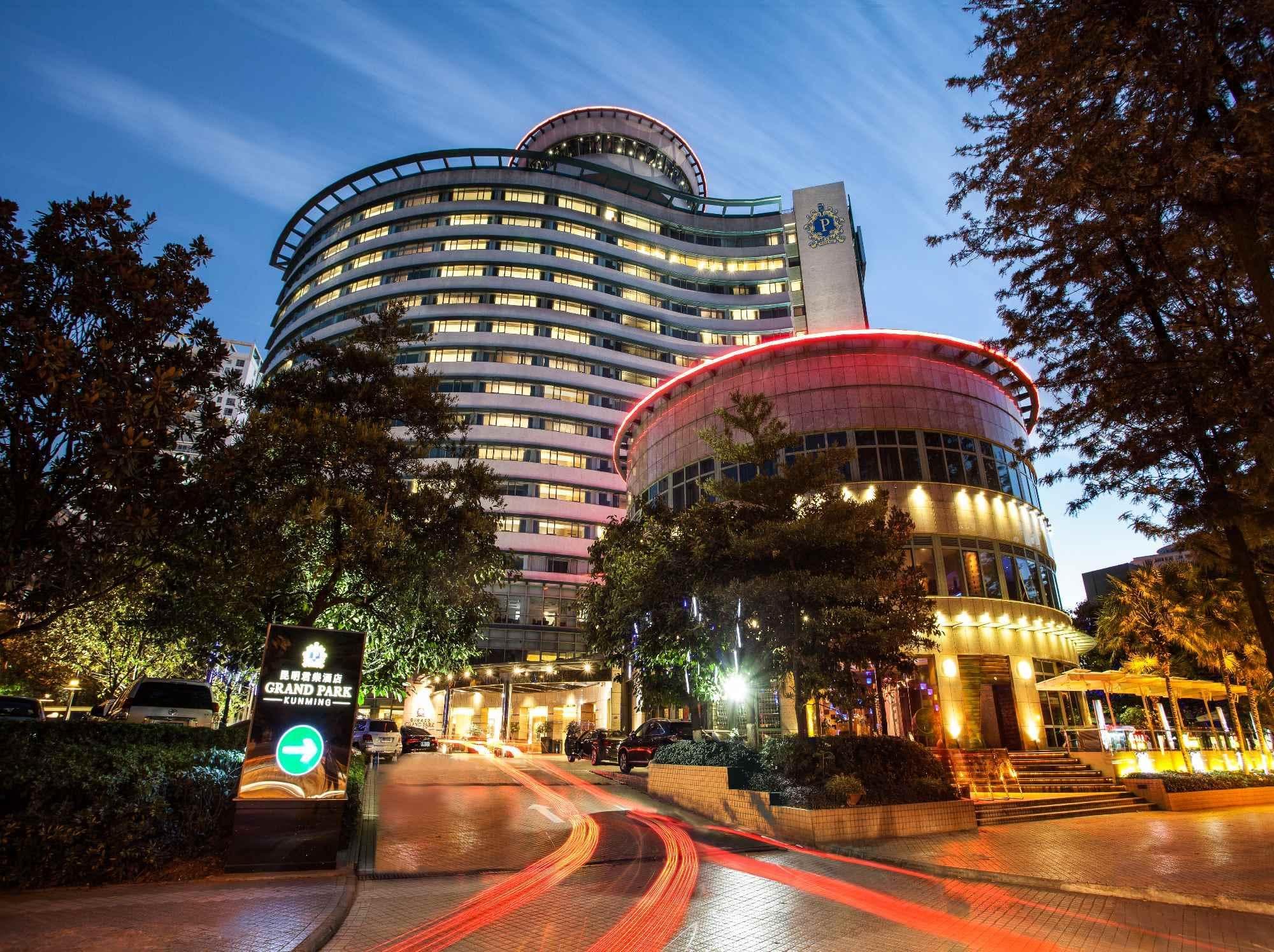 Grand Park Kunming Hotel photo 4
