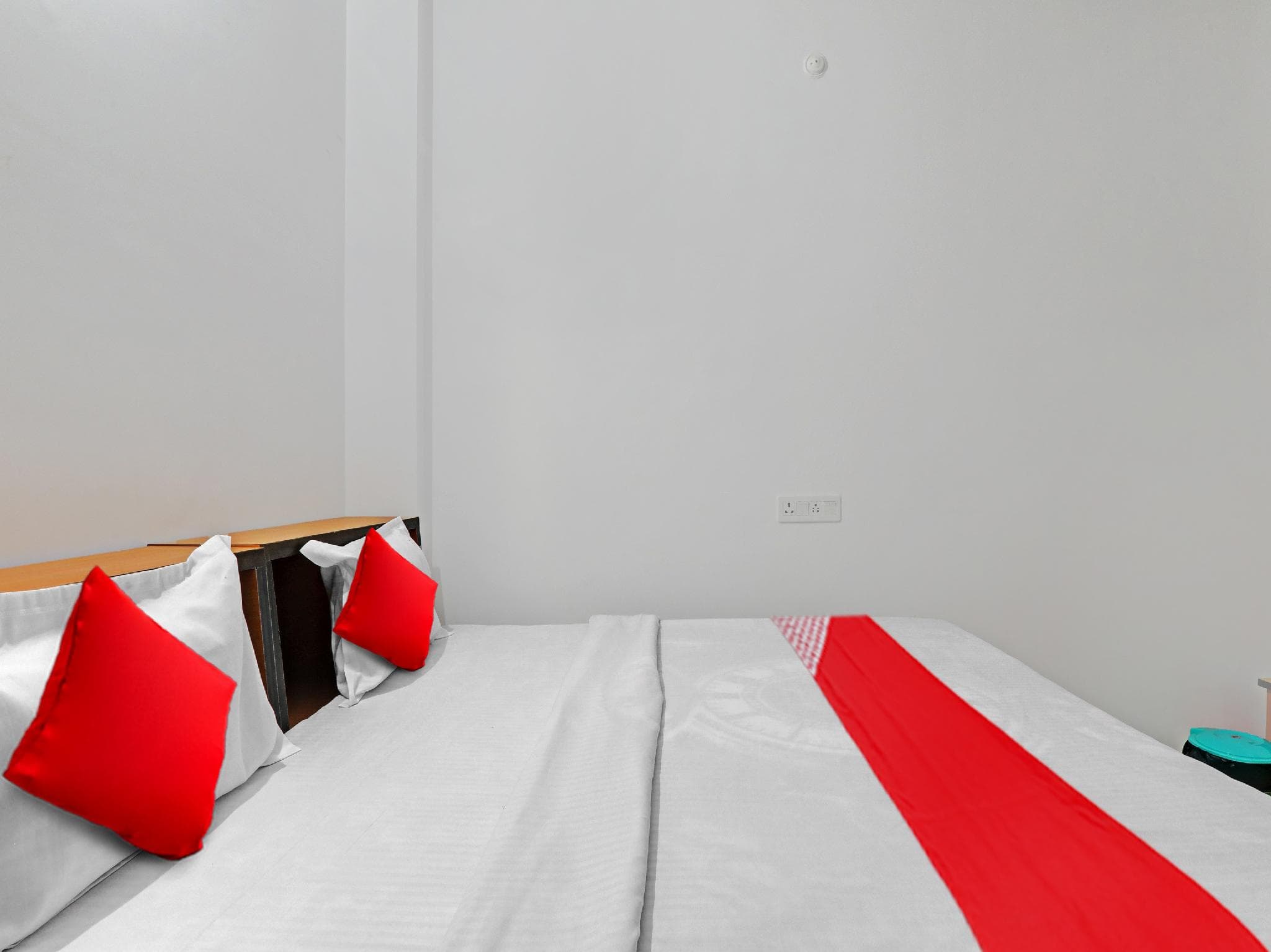 Hotel Royal Inn photo 2