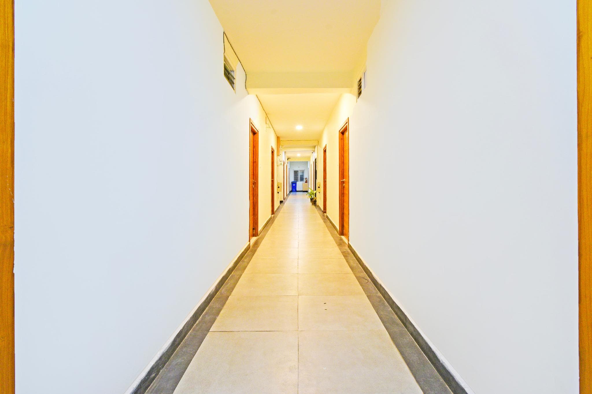 Super Townhouse Kondapur Near Botanical Garden Formerly RRR Inn photo 4