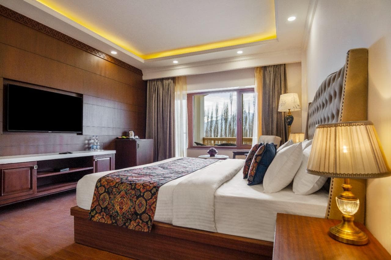 Hotel Gyalpo Residency - A Mountain View Luxury Hotel in Leh photo 2