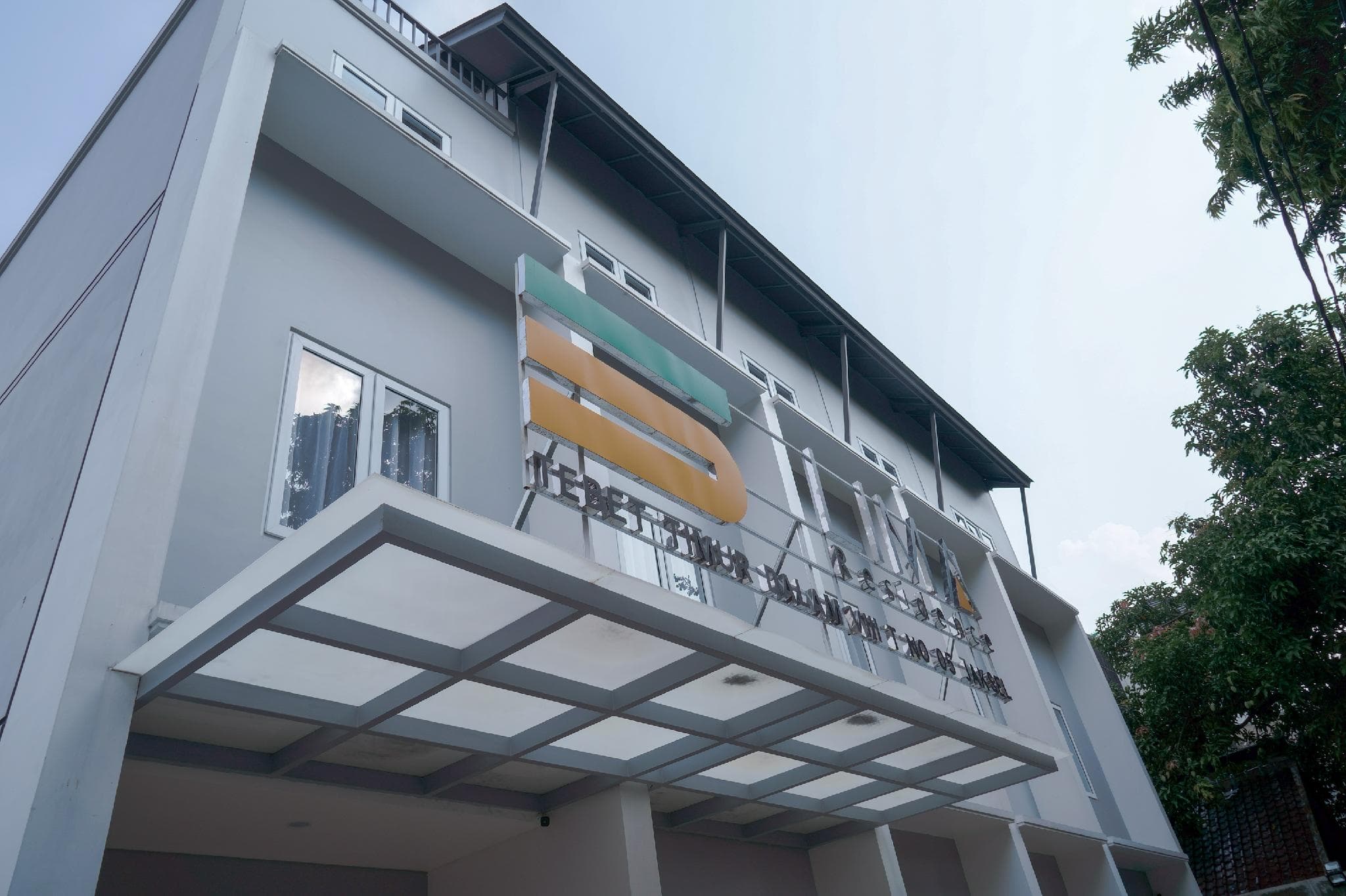 Lima Residence Tebet Manage by EHM