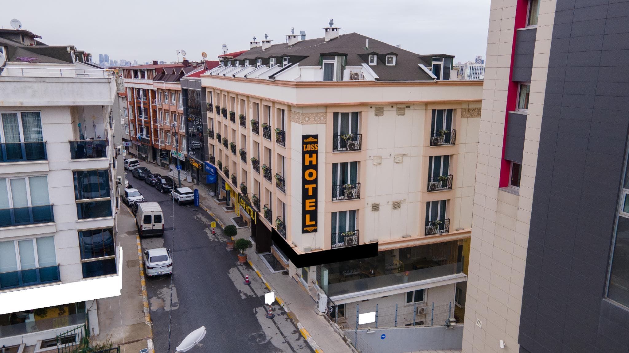 LOSS HOTEL photo 3