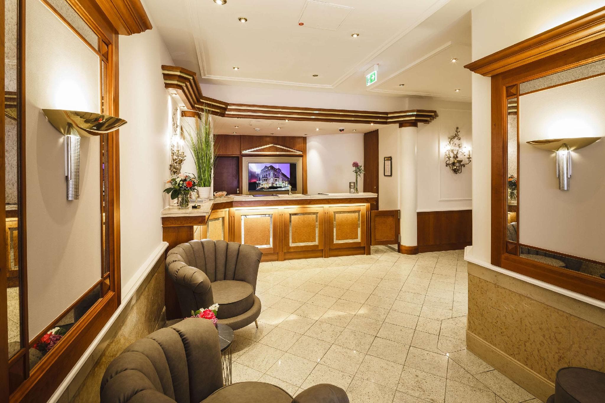 Star-Apart Hansa Hotel photo 2