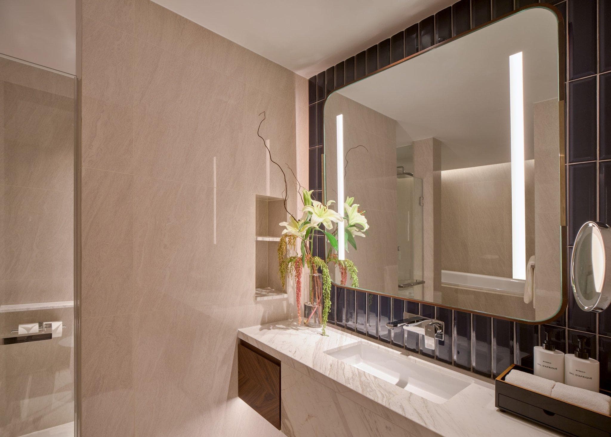 InterContinental Bangkok Sukhumvit By IHG photo 2