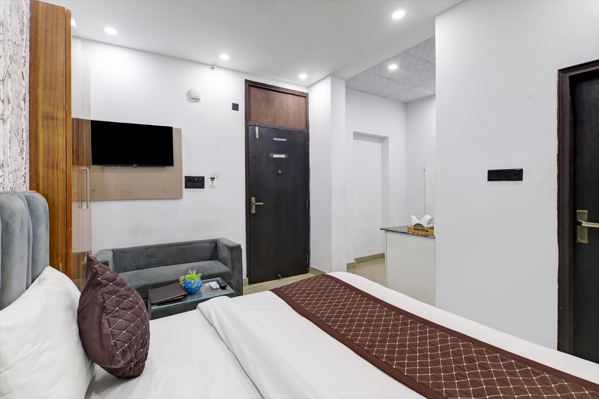 Hotel The Rasa at Vasundhara photo 2