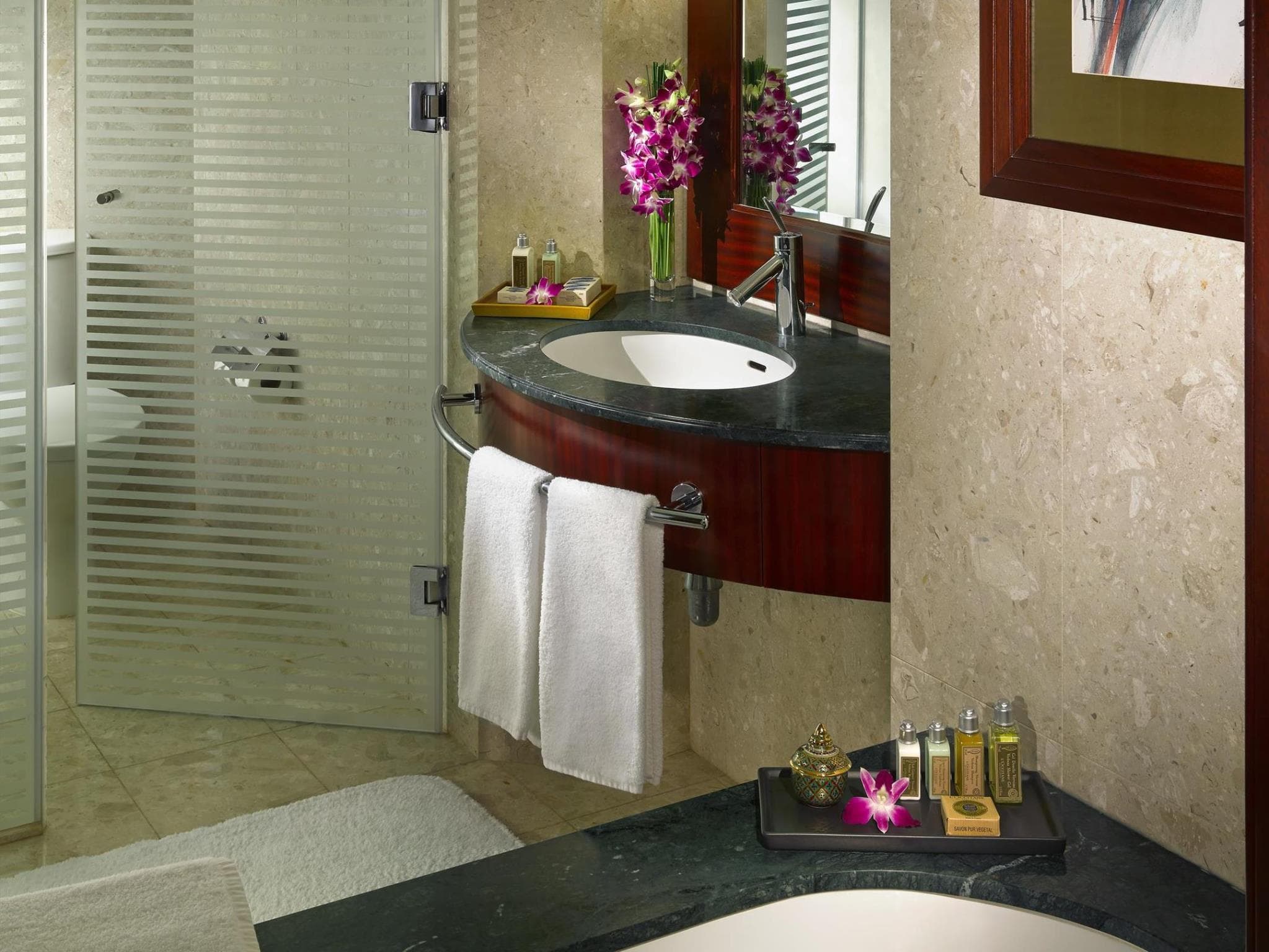 Dusit Thani Dubai Hotel photo 5