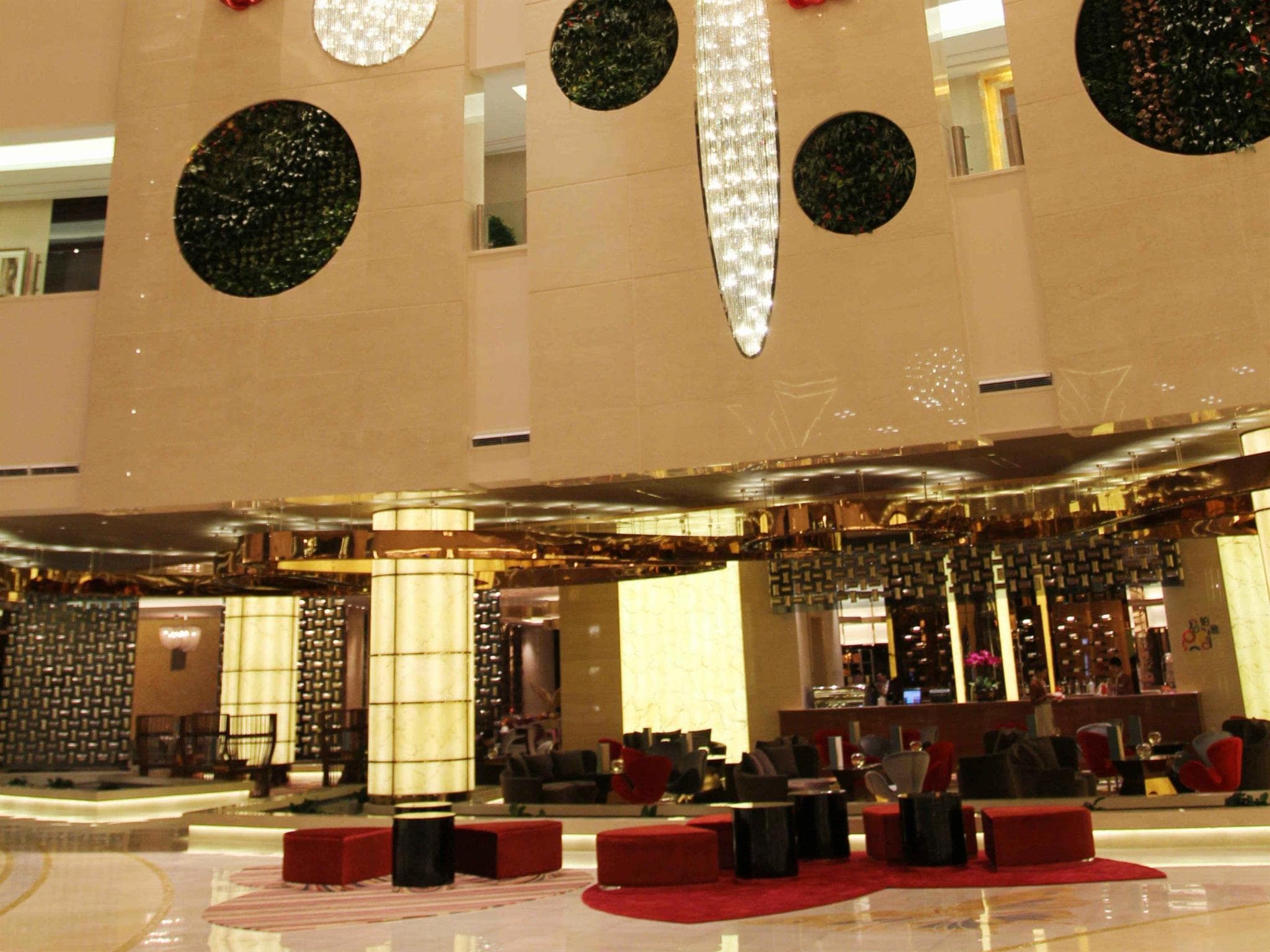 Pullman Linyi Lushang Hotel photo 4