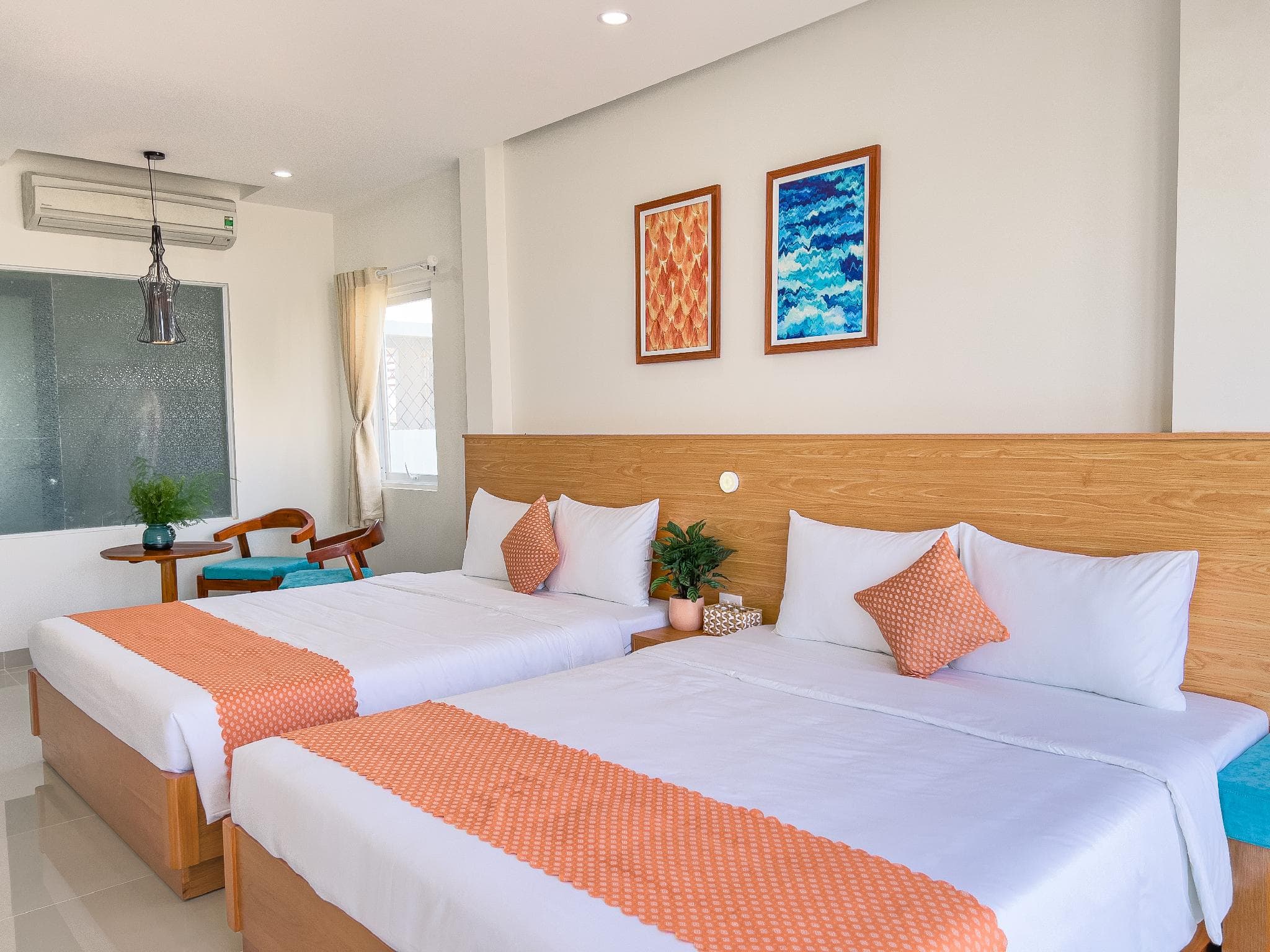 Tuna Hotel