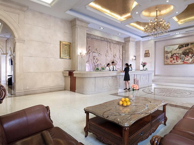 Vienna Hotel Shenzhen Bao'an Qianjin Road 1st Baotian Road Metro Station