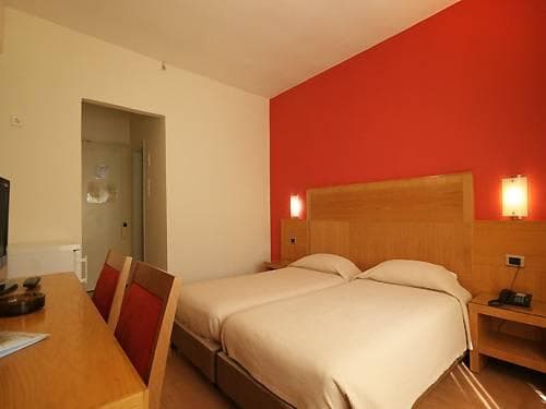 Diana Hotel photo 5