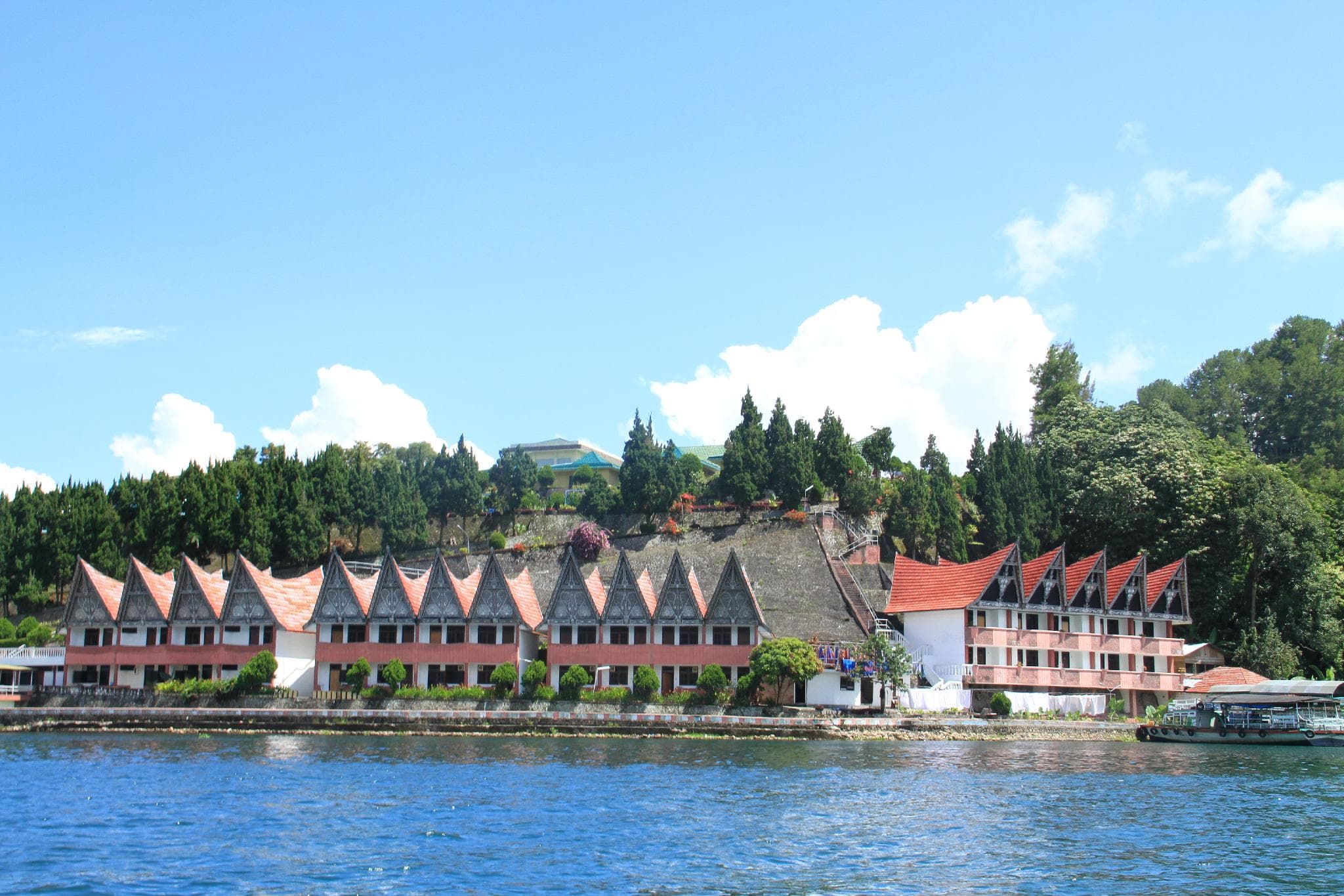 Danau Toba International Cottage Parapat photo 3