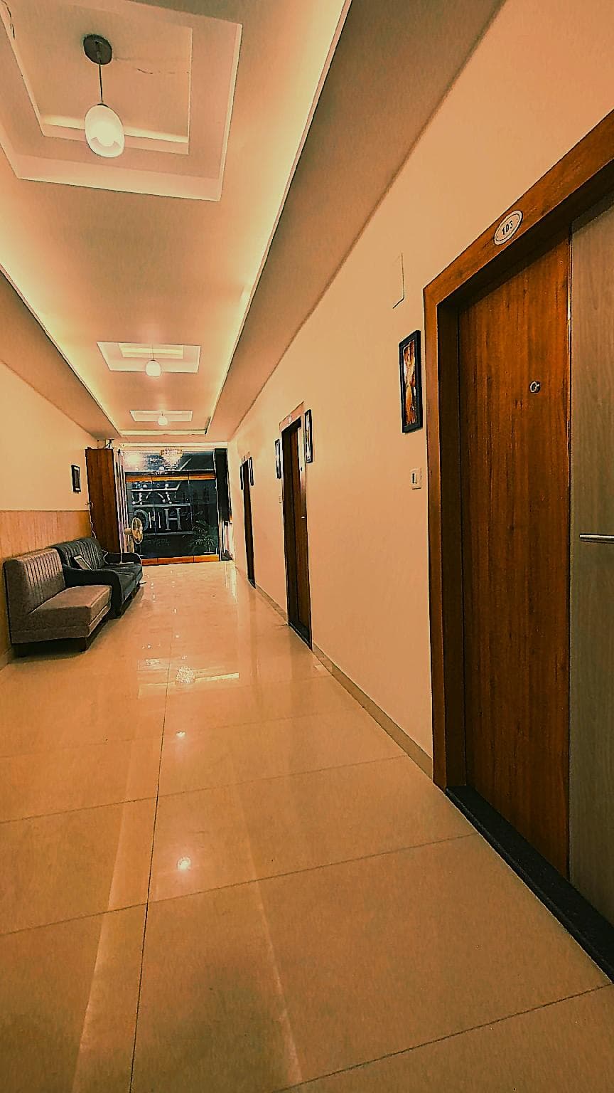 Hotel Gautam Inn photo 5