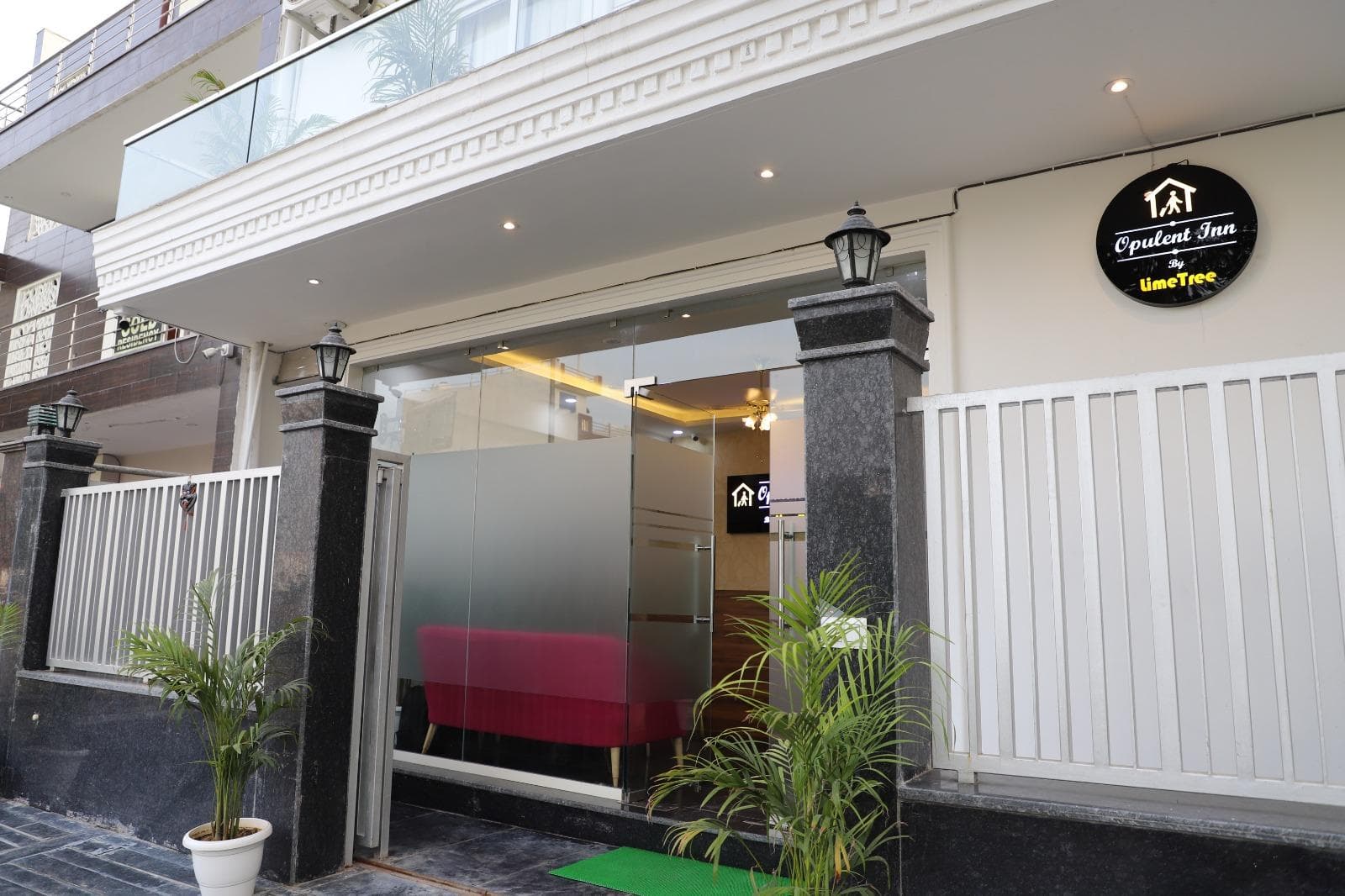 Opulent Inn By Lime Tree Hotels photo 5