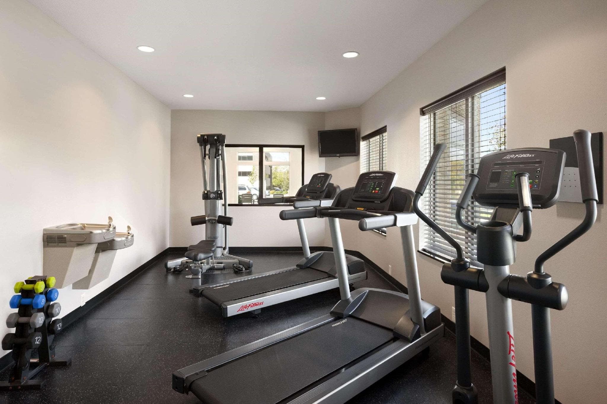 Country Inn & Suites by Radisson, Sevierville-Kodak, TN photo 5