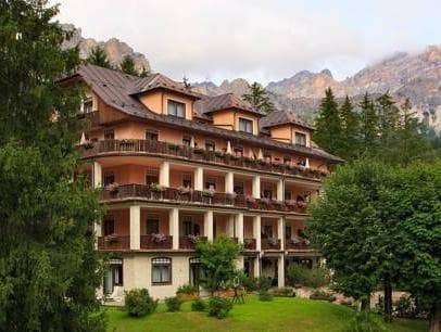 Boutique Hotel Villa Blu Cortina D'Ampezzo photo 3