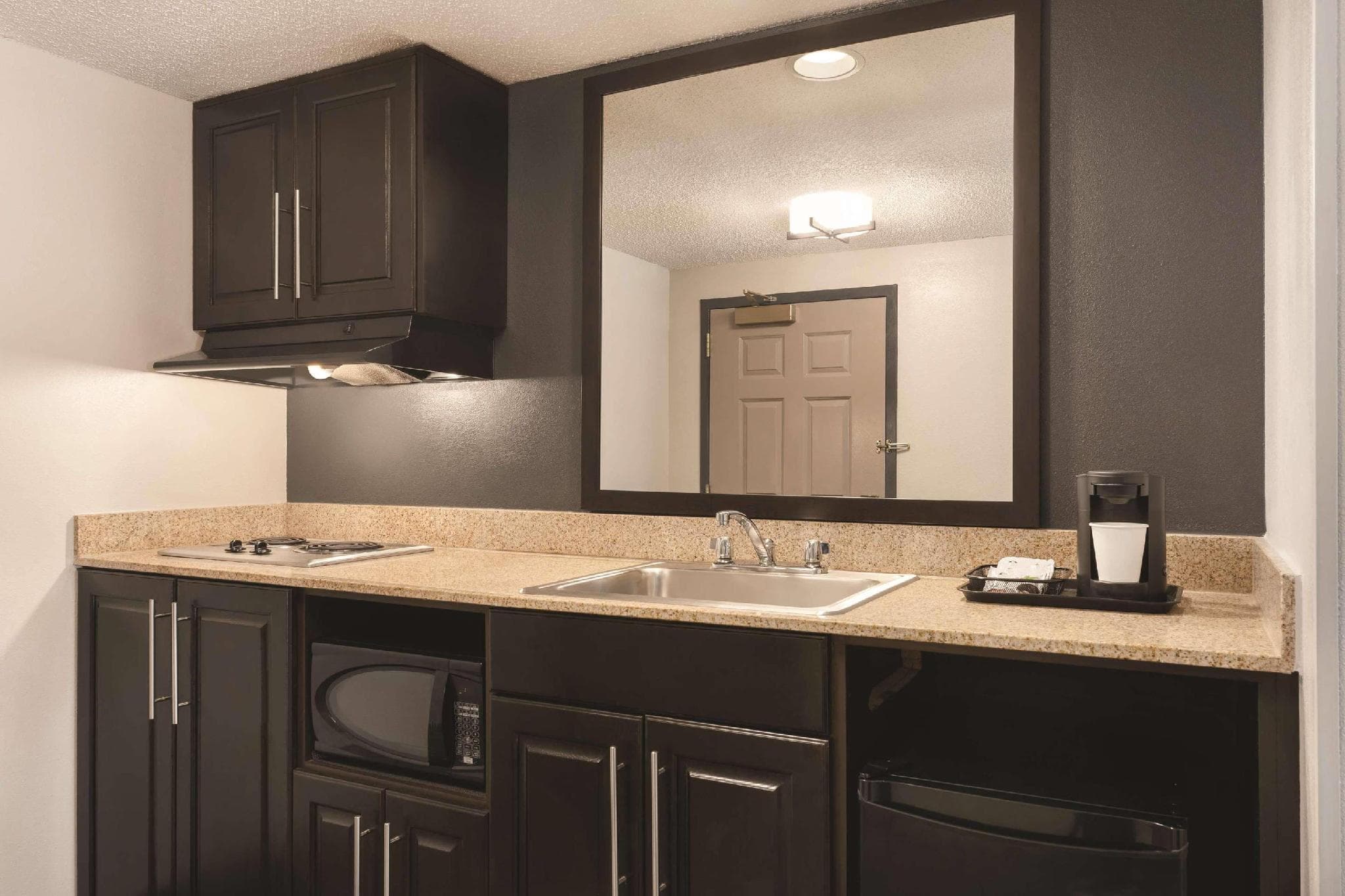 Country Inn & Suites by Radisson Raleigh-Durham Airport NC photo 2