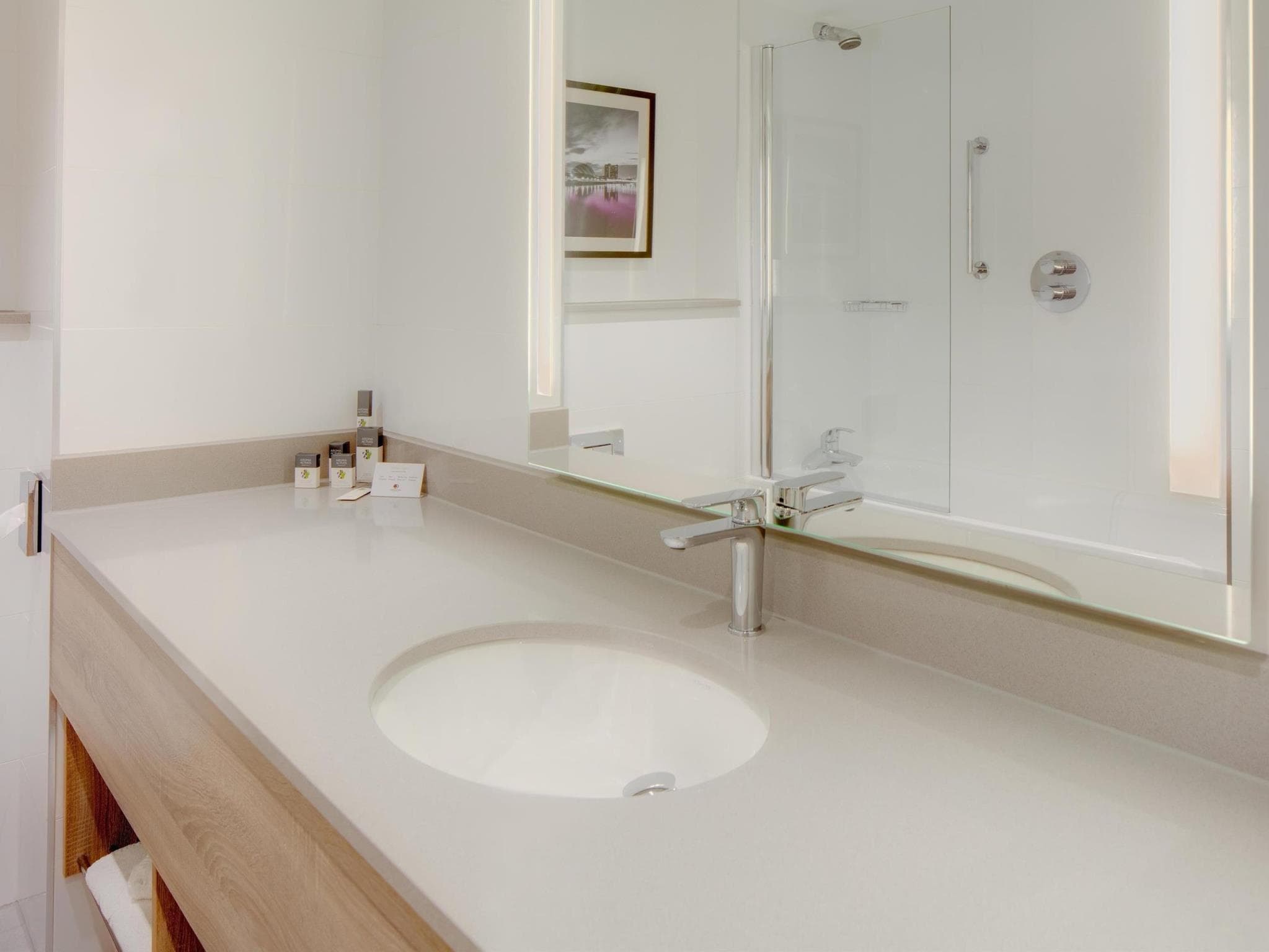 DoubleTree by Hilton Glasgow Central photo 5
