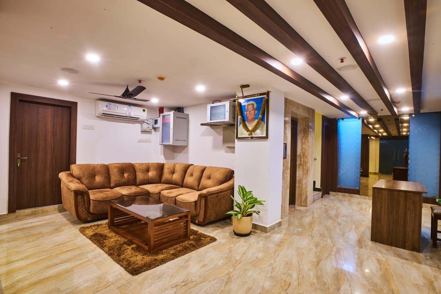 HOTEL AKMG TOWERS photo 5