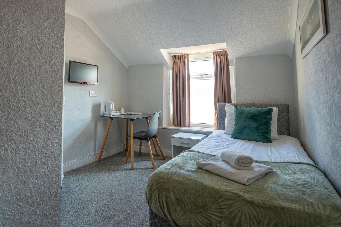 The Clifton Hotel photo 2